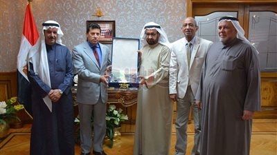 وزير الرياضة يلتقي رئيس الاتحادين المصري والعربي للهجن (صور)