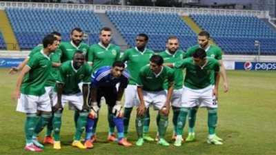 الاتحاد يرفض طلب الأهلي برش أرضية برج العرب