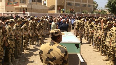 بالفيديو والصور.. تشييع جنازة شهيد رفح في مسقط رأسه بالدقهلية