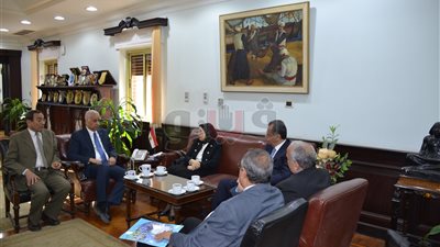 بحث إنشاء درجة مشتركة في مجال الرعاية الطبية لمرضى الكبد