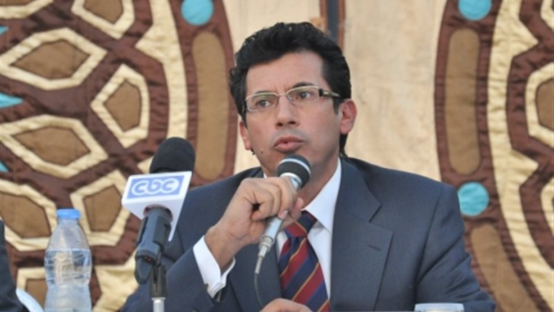 الدكتور أشرف صبحي،