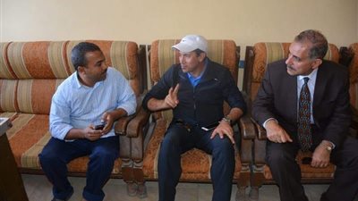 وزير الرياضة ومحافظ أسيوط يتفقدان مركز شباب بني رافع بمنفلوط