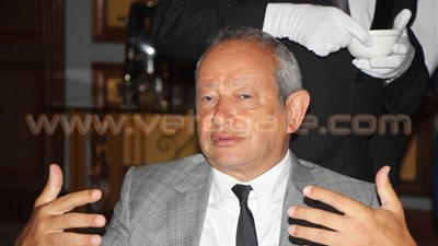 «ساويرس»: «الإخوان مستمرون في مسلسل الغباء»