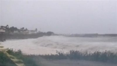 بالفيديو: عواصف استوائية تضرب تايوان وفلبين والصين