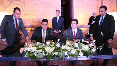 وزير الاتصالات يلتقي القيادات الجدد لشركة واحات السيليكون