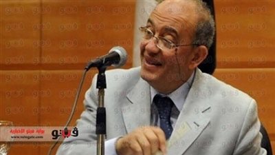 بلاغ يتهم وزير التضامن بفتح الباب للتدخل الخارجى