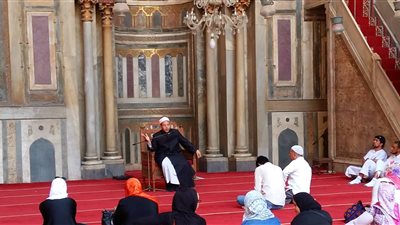 رواق اللغة الإنجليزية يشرح متن الورقات للجويني.. السبت