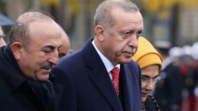 معارض تركي لـ 