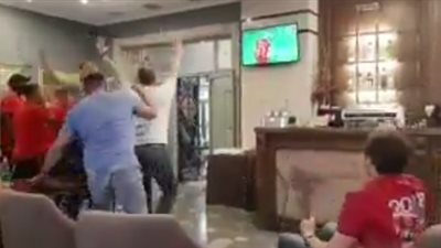 منتخب بلجيكا يحتفل بخروج إسبانيا أمام روسيا (فيديو)