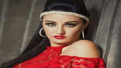 صافيناز تهنئ منتخب بلدها بفوزه على إسبانيا بكأس العالم