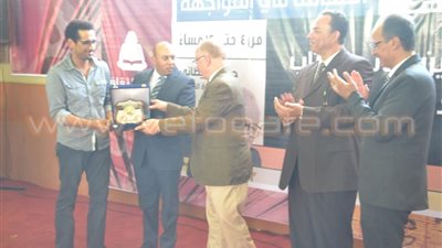 بالصور.. وزير الثقافة يكرم عددا من شعراء وأدباء المنوفية