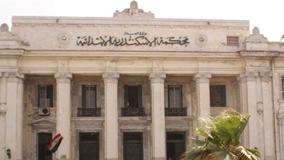 جنايات الإسكندرية تأمر بالقبض على طبيب شرعي رفض المثول أمامها