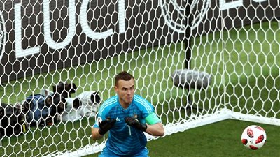 حارس روسيا الأفضل في لقاء إسبانيا بالمونديال