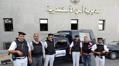 مصدر أمني: وكيل «تموين الإسكندرية» كان بحوزته 10 آلاف بطاقة