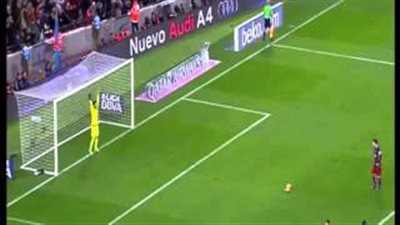 بالفيديو.. ركلة جزاء «ميسي وسواريز» تغير قوانين اللعبة