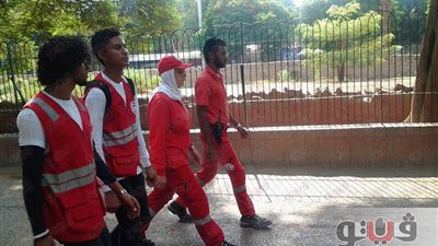 بالصور.. جولة ميدانية لفريق الهلال الأحمر في حديقة الحيوان
