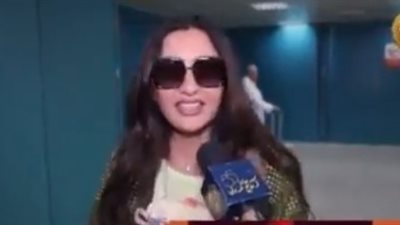 وصول لطيفة مطار تونس لإحياء حفلها بمهرجان قرطاج