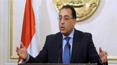 رئيس الوزراء يتفقد أعمال تطوير طريق الواحات بمدينة 6 أكتوبر