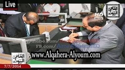 بالفيديو.. عمرو أديب لـ«السيسي»: «رجال الأعمال مبيدفعوش فلوس من غير مصلحة»