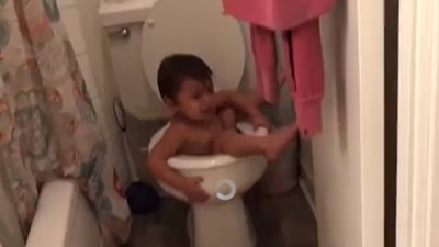 أغرب الأشياء التي علق بداخلها الأطفال (فيديو)