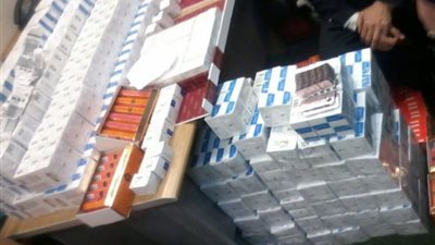 إحباط تهريب 123 علبة أدوية بـ200 ألف جنيه مع راكب بمطار القاهرة