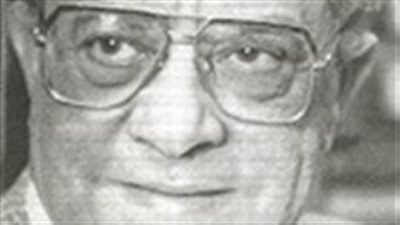 موسى صبري يكتب: الحب الغريب