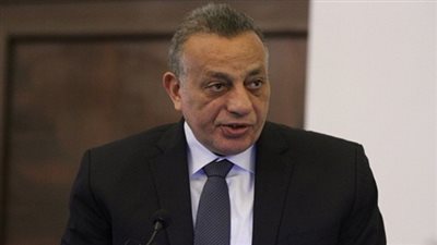 محافظ الجيزة: تطوير طريق «مصر أسيوط الغربي» وإقامة 4 وحدات خدمية عليه