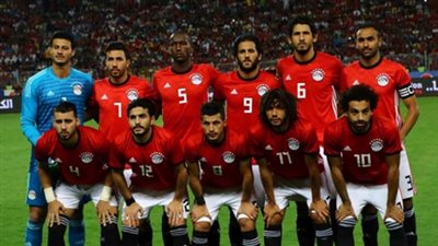 بعثة المنتخب الوطني تصل مطار القاهرة استعدادا للسفر إلى سوازيلاند