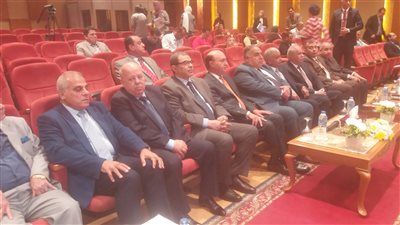 سعفان ومميش يوقعان اتفاقية لإنشاء أول أكاديمية للاستزراع السمكي