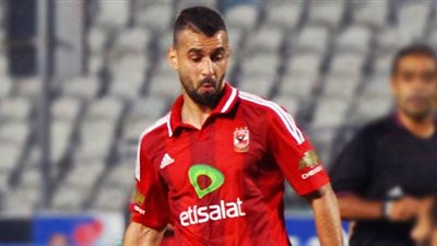 بالفيديو..عبد الله السعيد يحرز الهدف الثالث للأهلي في مرمى أسوان