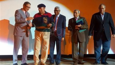 بالفيديو.. تكريم اسم الراحلة كريمة مختار بمهرجان مسرح الهواة