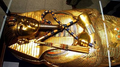 خبير آثار يطالب بحقوق ملكية فكرية عن مستنسخات 