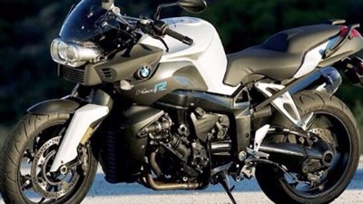 bmw تنتج دراجة مطابقة لمواصفات السيارة m5 بناء على رغبة العملاء