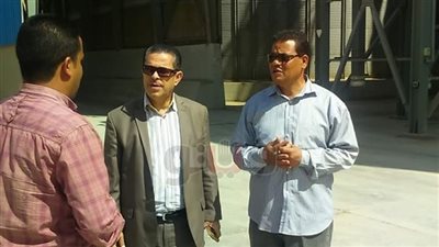 رئيس القنطرة شرق يتفقد صوامع القمح لمتابعة جاهزية التخزين