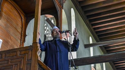 وزير الأوقاف: العمل والإنتاج سبل تقدم الدول والشعوب (صور)