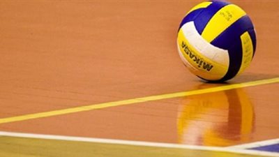 الأهلي يتأهل لثمن نهائي كأس الطائرة