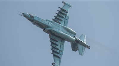 انسحاب المقاتلة المهاجمة لطائرة وزير الدفاع الروسي بعد مناورة