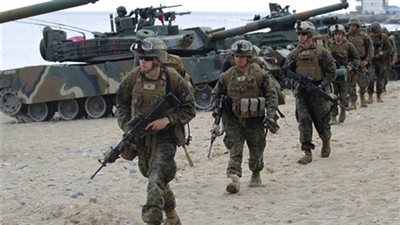 الخارجية الروسية: أمريكا تنقل قوات وآليات عسكرية إلى فنزويلا