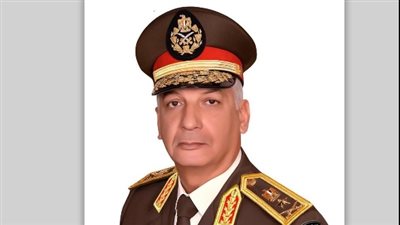 وزير الدفاع يغادر إلى فرنسا لبحث التعاون العسكري بين القاهرة وباريس