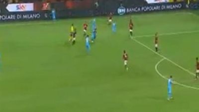 بالفيديو.. هيجواين يتقدم بالهدف الثانى لنابولى ليزيد جراح ميلان