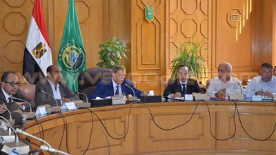 بالصور.. ياسين طاهر: رفع درجة الاستعداد القصوى لبدء العام الدراسي