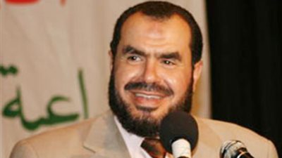 منع صلاح سلطان من السفر للسودان والتحفظ عليه بمطار القاهرة