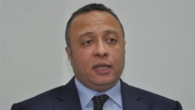 محمود بزان: تطوير سوق إنتاج نظم الخلايا الشمسية يدعم الاستثمار