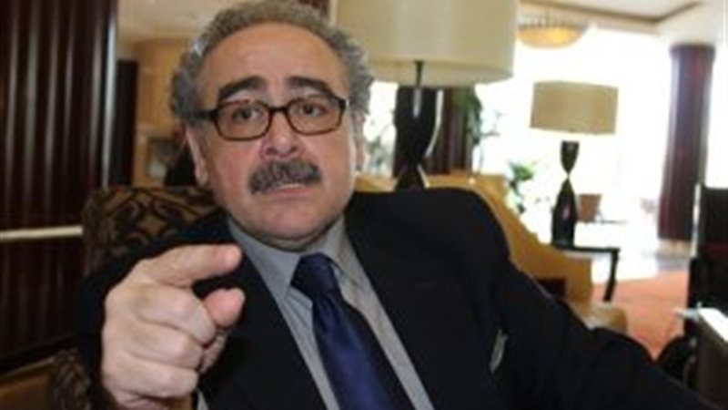 الشاعر الدكتور علاء