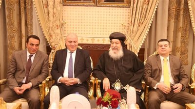 محافظ قنا يهنئ الأقباط بأعياد الميلاد المجيدة| صور
