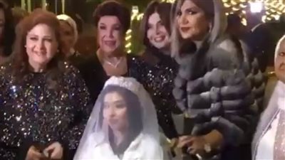 المطربة غادة رجب تحتفل بزفافها بحضور نجوم الفن | فيديو