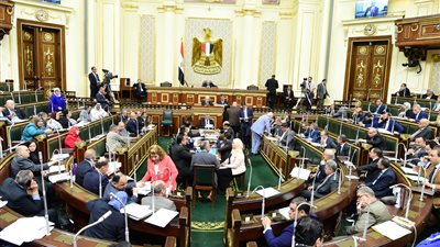 البرلمان يناقش مشروع قانون المناقصات والمزايدات الجديد.. يضبط ترشيد الإنفاق العام.. إخضاع الصناديق الخاصة لأحكامه.. استحداث أساليب شراء جديدة ووضع المواصفات الفنية.. وتحديث سياسات التعاقدات الحكومية
