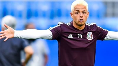 قصة شعر جديد لـ «تشيشاريتو» قبل لقاء البرازيل