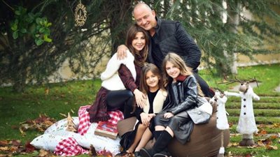 شقيق زوج نانسي عجرم: نقل أخي للمستشفى.. وهذه حقيقة سارق المنزل