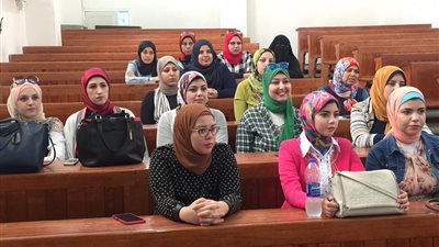 بالصور.. «تربية بورسعيد» تناقش استعدادات العام الدراسي الجديد